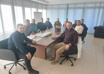 Με αγρότες συναντήθηκε ο Περιφερειάρχης Δ. Κουρέτας