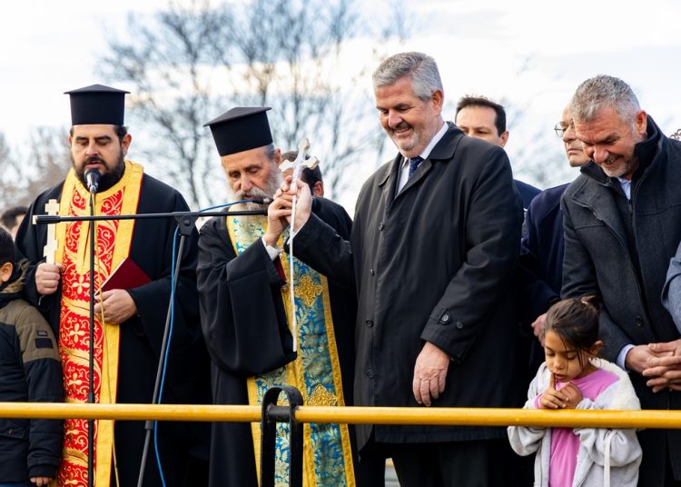 Με λαμπρότητα ο εορτασμός των Θεοφανείων από άκρη σε άκρη του Δήμου Σοφάδων