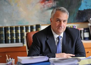 Μάκης Βορίδης: Διαφωνεί με το νομοσχέδιο για τα ομόφυλα ζευγάρια – Είναι έτοιμος να παραιτηθεί