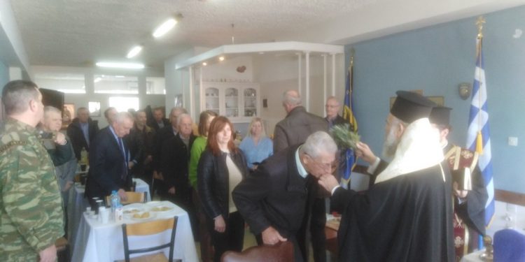 Aγιασμός στα γραφεία Ενώσεως Αποστράτων Αξιωματικών Στρατού Π.Ε. Καρδίτσας