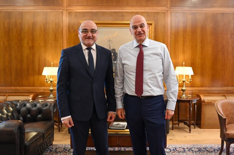 Συνάντηση Σπάνια με τον Υπουργό Εθνικής Άμυνας