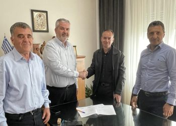 Υπογραφή σύμβασης από το Δήμαρχο Σοφάδων για το έργο ΑΝΑΚΑΤΑΣΚΕΥΗ ΥΠΟΔΟΜΩΝ ΠΟΥ ΕΠΛΗΓΗΣΑΝ ΑΠΟ ΤΗ ΘΕΟΜΗΝΙΑ (ΙΑΝΟΣ)