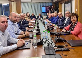 Η δέσμευση του Χατζηδάκη στους Καρδιτσιώτες