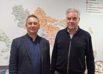 Επίσκεψη του Αντιπεριφερειάρχη Υγείας Βαγγέλη Αποστόλου στον Διοικητή της 5ης Υ.Π.Ε.