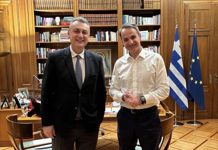 Συνάντηση του Γιώργου Κωτσού με τον Κυριάκο Μητσοτάκη στο Μέγαρο Μαξίμου
