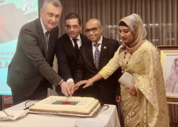 Συνάντηση του Γιώργου Κωτσού με τον πρέσβη του Μπανγκλαντές