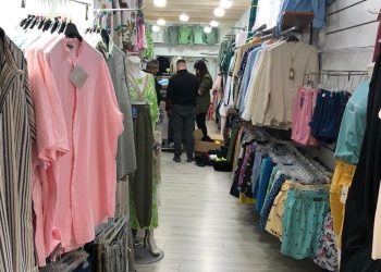 Πρόστιμα 206.500 ευρώ για απομιμητικά προϊόντα που πωλούνταν σε πολύ υψηλές τιμές σε έξι επιχειρήσεις