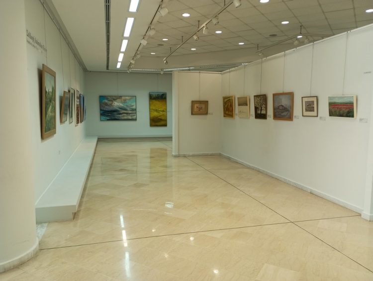 Η Δημοτική Πινακοθήκη Καρδίτσας παρουσιάζει την έκθεση ΕΙΚΟΝΟΤΟΠΙΕΣ