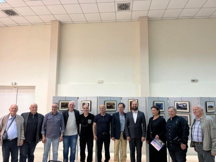 ΠΑΡΟΥΣΙΑΣΗ ΤΟΥ ΛΕΥΚΩΜΑΤΟΣ ΜΟΥΖΑΚΙΟΥ ΚΑΙ ΕΓΚΑΙΝΙΑ ΤΗΣ ΕΚΘΕΣΗΣ ΦΩΤΟΓΡΑΦΙΑΣ «DANIEL… 6 ΜΗΝΕΣ ΜΕΤΑ»