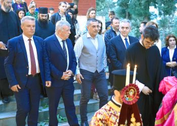 Στις λατρευτικές εκδηλώσεις στη μνήμη του Αγίου Νικολάου Εν Βουναίνοιςο Κουρέτας