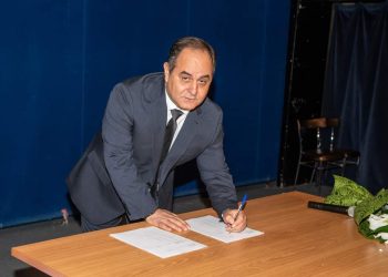 Ο Τσιάκος κάνει τις δεσμεύσεις του έργα..!!!