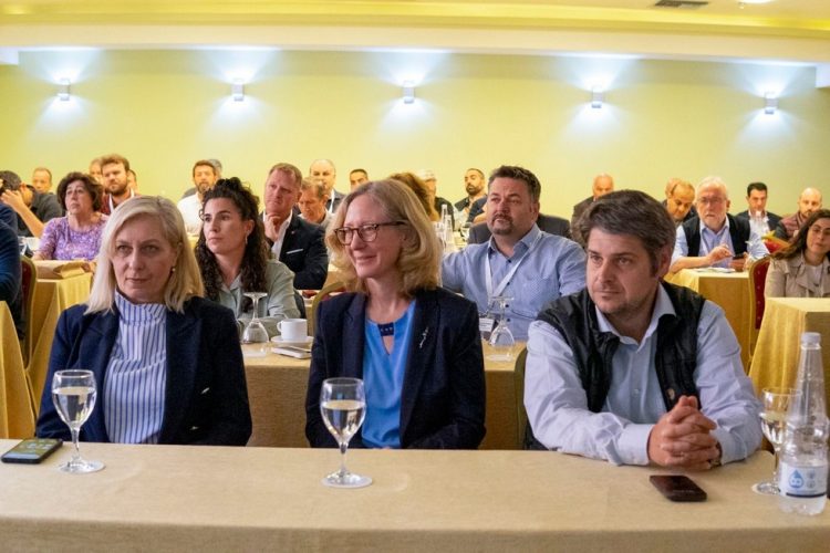 Η πρέσβης της Αυστρίας κ.Gerda Vogl στο Μουζάκι και στο Δασαρχείο Μουζακίου