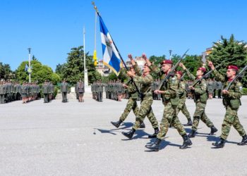 Επίδοση ξιφών στην 1η Στρατιά
