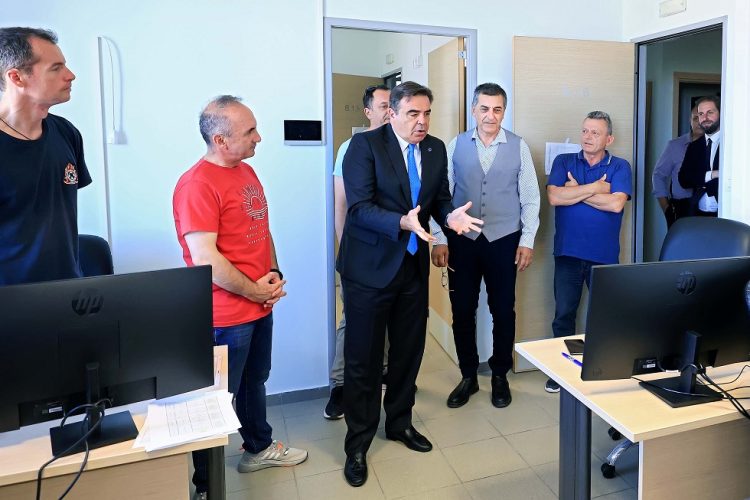 Στην Περιφέρεια Θεσσαλίας ο αντιπρόεδρος της Ευρωπαϊκής Επιτροπής