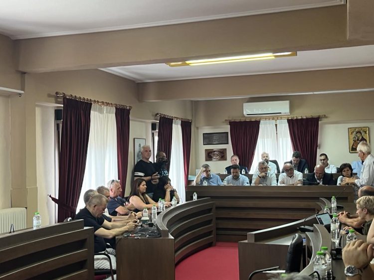 ΣΤΟ ΜΟΥΖΑΚΙ ΤΟ ΚΥΒΕΡΝΗΤΙΚΟ ΚΛΙΜΑΚΙΟ – ΠΡΑΓΜΑΤΟΠΟΙΗΣΕ ΣΥΣΚΕΨΗ ΜΕ ΤΟΝ ΔΗΜΑΡΧΟ ΜΟΥΖΑΚΙΟΥ