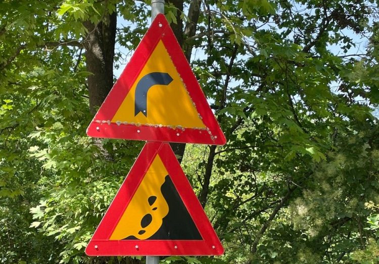 Έργα  βελτίωσης της οδικής ασφάλειας στο οδικό δίκτυο της Π.Ε. Καρδίτσας