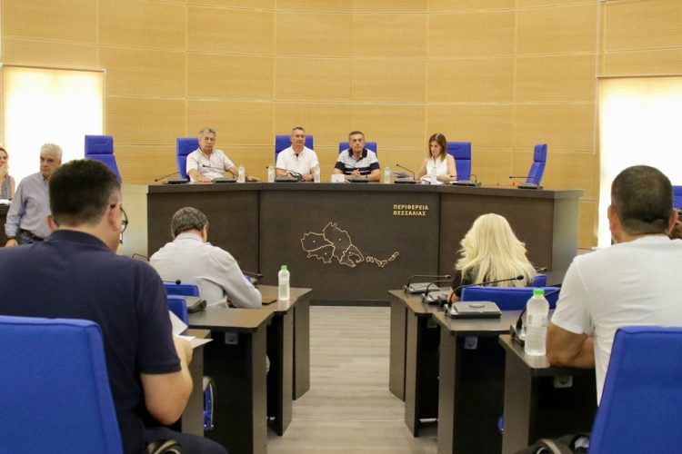 Σύσκεψη για την επίσπευση των Προσκλήσεων του Προγράμματος «Θεσσαλία» για έργα υγείας