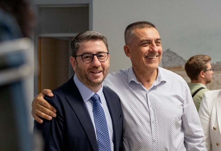 Συνάντηση Κουρέτα με τον Πρόεδρο του ΠΑΣΟΚ-ΚΙΝΑΛ  Νίκο Ανδρουλάκη