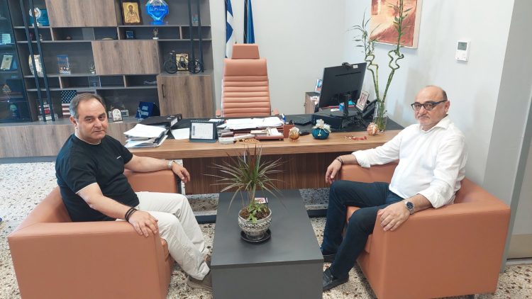 Επίσκεψη του βουλευτή Αριστοτέλη Σπάνια στο Δήμαρχο Καρδίτσας κ. Βασίλη Τσιάκο