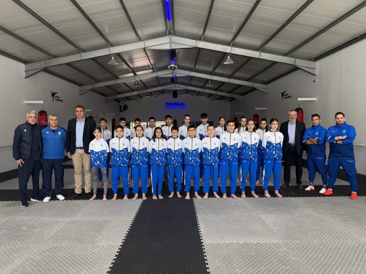 Με ιδιαίτερη επιτυχία πραγματοποιήθηκε  η επίσημη υποδοχή της Εθνικής Ομάδας Παίδων – Κορασίδων Ταε κβο ντό στην Καρδίτσα