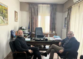 Συνάντηση του Δημάρχου Μουζακίου με τον Νίκο Καραγιάννη