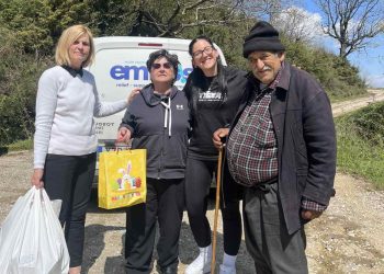 Τρόφιμα σε όλα τα χωριά του Δήμου Μουζακίου μοίρασαν το Κοινωνικό Παντοπωλείο Μουζακίου σε συνεργασία με την ΑΜΚΕ Emfasis Non – Profit