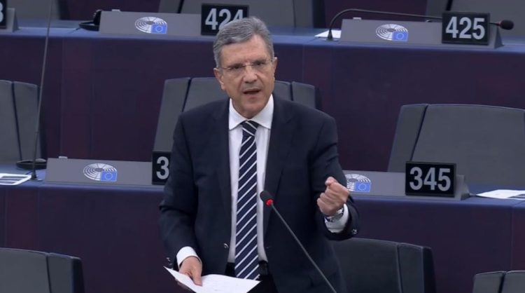 Γ. ΑΥΤΙΑΣ ΣΕ ΚΟΜΙΣΙΟΝ: Άμεση αποζημίωση στους πληγέντες από τη θεομηνία στα νησιά