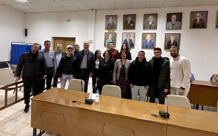 Συνάντηση Κατσή με μαθητές που συμμετέχουν στις Πανελλαδικές Εξετάσεις