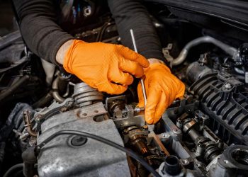 Ψηφιακό πελατολόγιο: «Καμπάνα» 100 ευρώ για κάθε αυτοκίνητο που δεν καταγράφεται από την 1η Ιουλίου