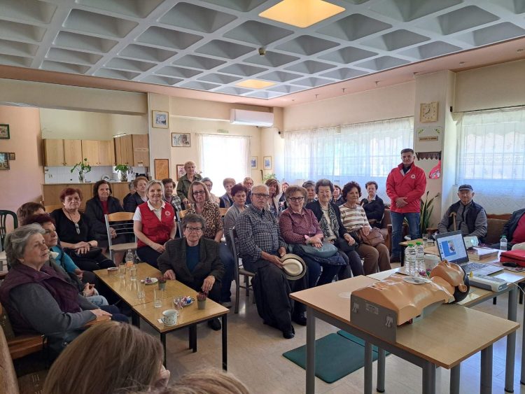 ΚΑΠΗ Δήμου Σοφάδων ενημέρωση-παρουσίαση Πρώτων Βοηθειών από τον Ελληνικό Ερυθρό Σταυρό Τμήμα Καρδίτσας