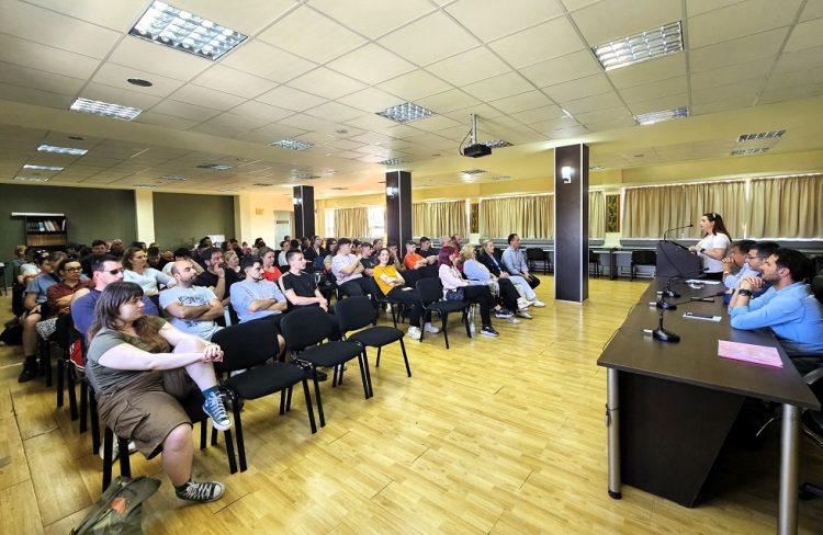 Εκδήλωση ενημέρωσης της ΑΝ.ΚΑ στην Πειραματική ΣΑΕΚ Καρδίτσας για την ενίσχυση της Απασχολησιμότητας και Επιχειρηματικότητας των Νέων