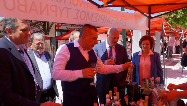 Ο Δημ. Κουρέτας στο 3ο Φεστιβάλ Οίνου στην Καρδίτσα