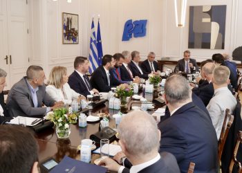 Το Εθνικό Πρόγραμμα Ανάπτυξης 2026-2030 κεντρικό θέμα  της συνάντησης των 13 Περιφερειαρχών της χώρας  με τον Πρωθυπουργό