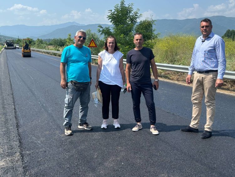 Σε εξέλιξη οι εργασίες αποκατάστασης ζημιών στο Επαρχιακό Οδικό Δίκτυο του Νομού Καρδίτσας