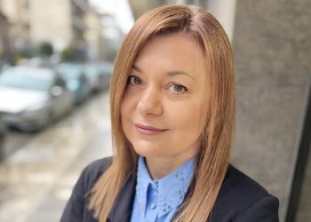 Γυναίκες και νέοι στην Ελλάδα πρωταθλητές στους μισθούς πείνας