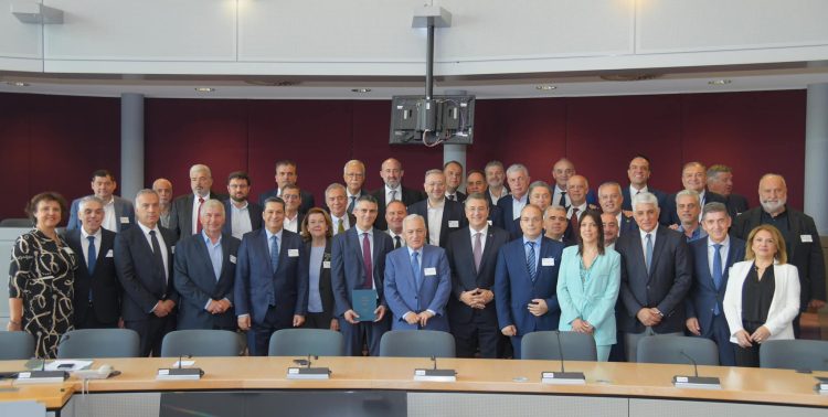 Στις Βρυξέλλες ο Δήμαρχος Καρδίτσας κ. Βασίλης Τσιάκος για τη συνεδρίαση του Δ.Σ. της ΚΕΔΕ