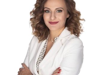 Μπακαλάκου ξανά στα όπλα…