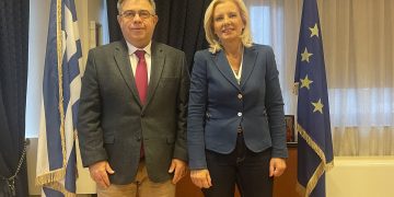 Συνάντηση Καραλαριώτου-Γαλαμάτη στην έδρα της Αποκεντρωμένης Διοίκησης Θεσσαλίας-Στερεάς Ελλάδας