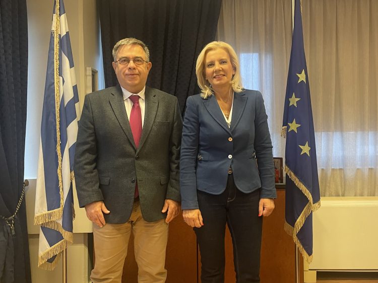 Συνάντηση Καραλαριώτου-Γαλαμάτη στην έδρα της Αποκεντρωμένης Διοίκησης Θεσσαλίας-Στερεάς Ελλάδας