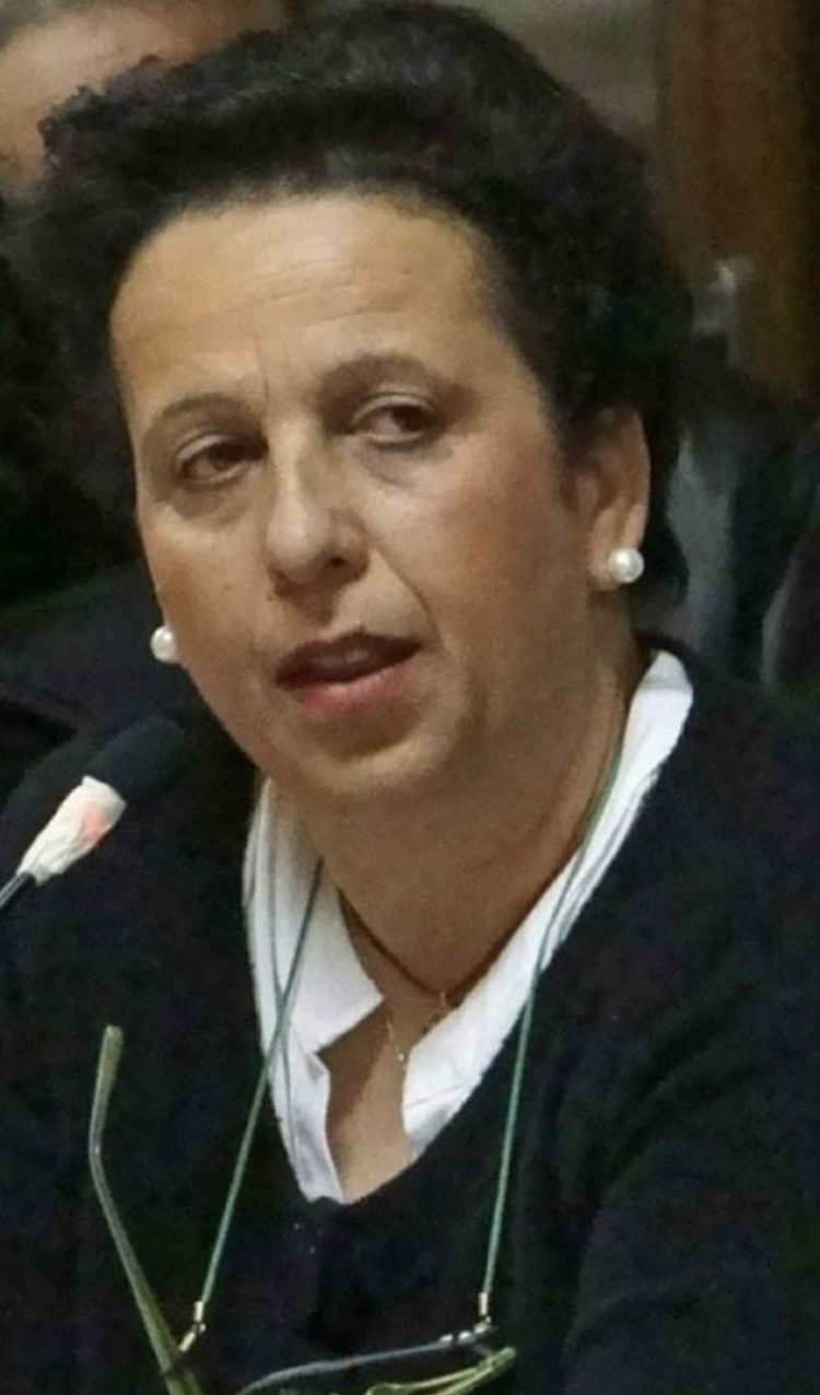 Βιβή Ντούρβα..  Ένα όνομα που παίζει έντονα..!!!