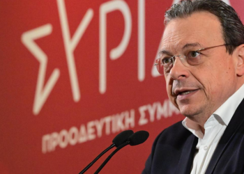 Φάμελλος: Επαναφορά 13ου και 14ου μισθού και 13ης σύνταξης