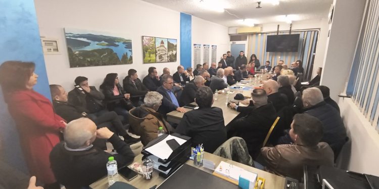 Μεγάλη επιτυχία του πρώτου επίσημου διευρυμένου συμβουλίου – Ισχυρό μήνυμα ενότητας και συνεργασίας για τον Νομό