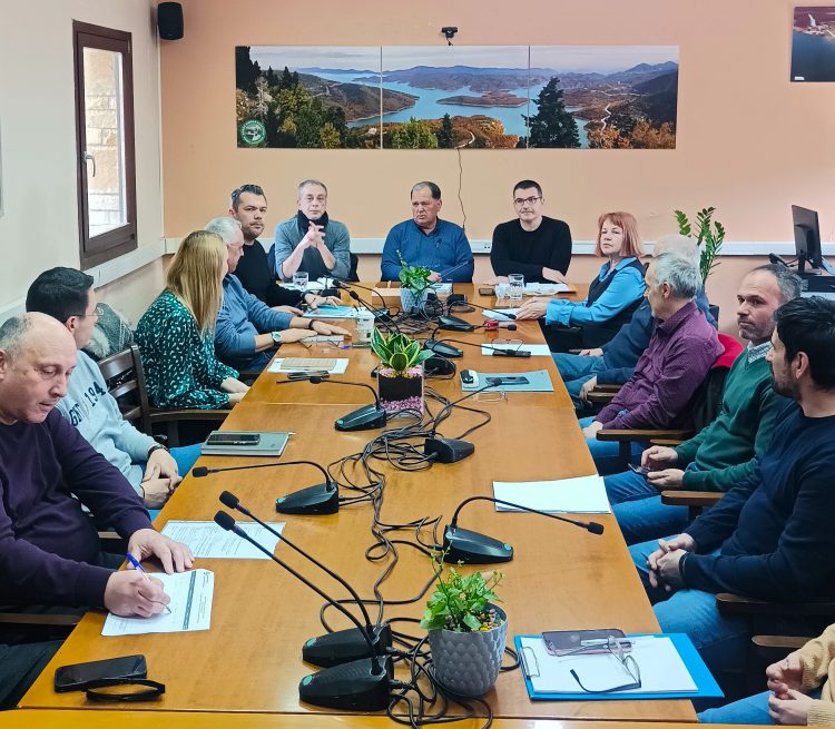 ΔΕΛΤΙΟ ΤΥΠΟΥ Επίσκεψη του Βουλευτή Καρδίτσας κ. Αριστοτέλη Σπάνια στην ΑΝ.ΚΑ Α.Ε. και ενημερωτική συνάντηση στο Δήμο Λίμνης Πλαστήρα για την Πρόσκληση Έργων Δημοσίου Χαρακτήρα του LEADER του ΣΣ ΚΑΠ 2023-2027