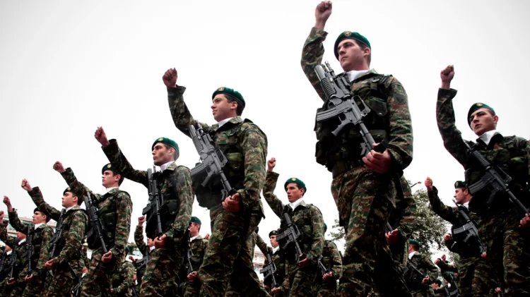 Από σήμερα η νέα εποχή στη στρατιωτική θητεία: Σε εφαρμογή το νέο μοντέλο, όλες οι αλλαγές που προβλέπονται