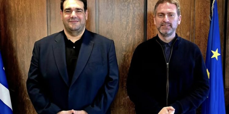 Ο Στεργίου συνεχίζει ακάθεκτος…