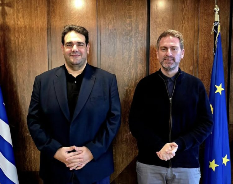 Ο Στεργίου συνεχίζει ακάθεκτος…