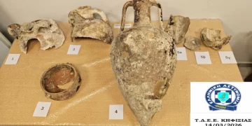 Χειροπέδες σε 50χρονο στην Κηφισιά που είχε στην κατοχή του αρχαίους αμφορείς