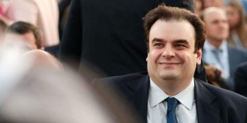 Eurogroup: «Φρένο» στα γενναιόδωρα μέτρα στήριξης και από τον Κ. Πιερρακάκη