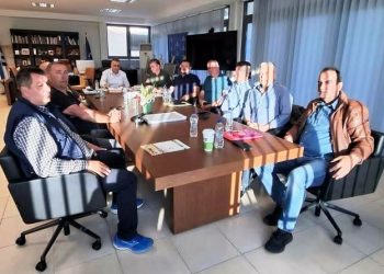 Σύσκεψη του Περιφερειάρχη Δημ. Κουρέτα με παραγωγούς που αποκλείστηκαν από τις αποζημιώσεις για τις καταστροφές που προκάλεσε ο «Daniel»