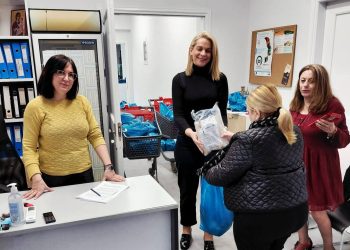 Διανομή ειδών πρώτης ανάγκης από το Κοινωνικό Παντοπωλείο του Δήμου Καρδίτσας